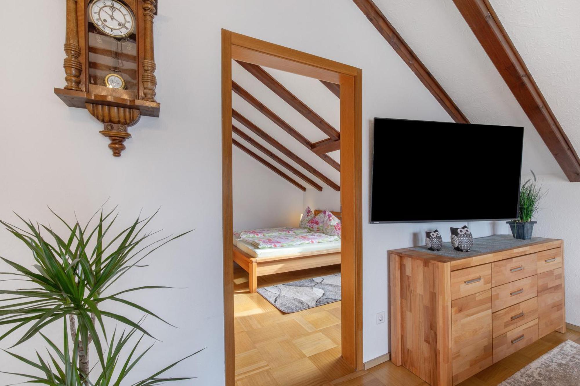 Ferienwohnung Fernsicht Zwiefalten Exterior foto